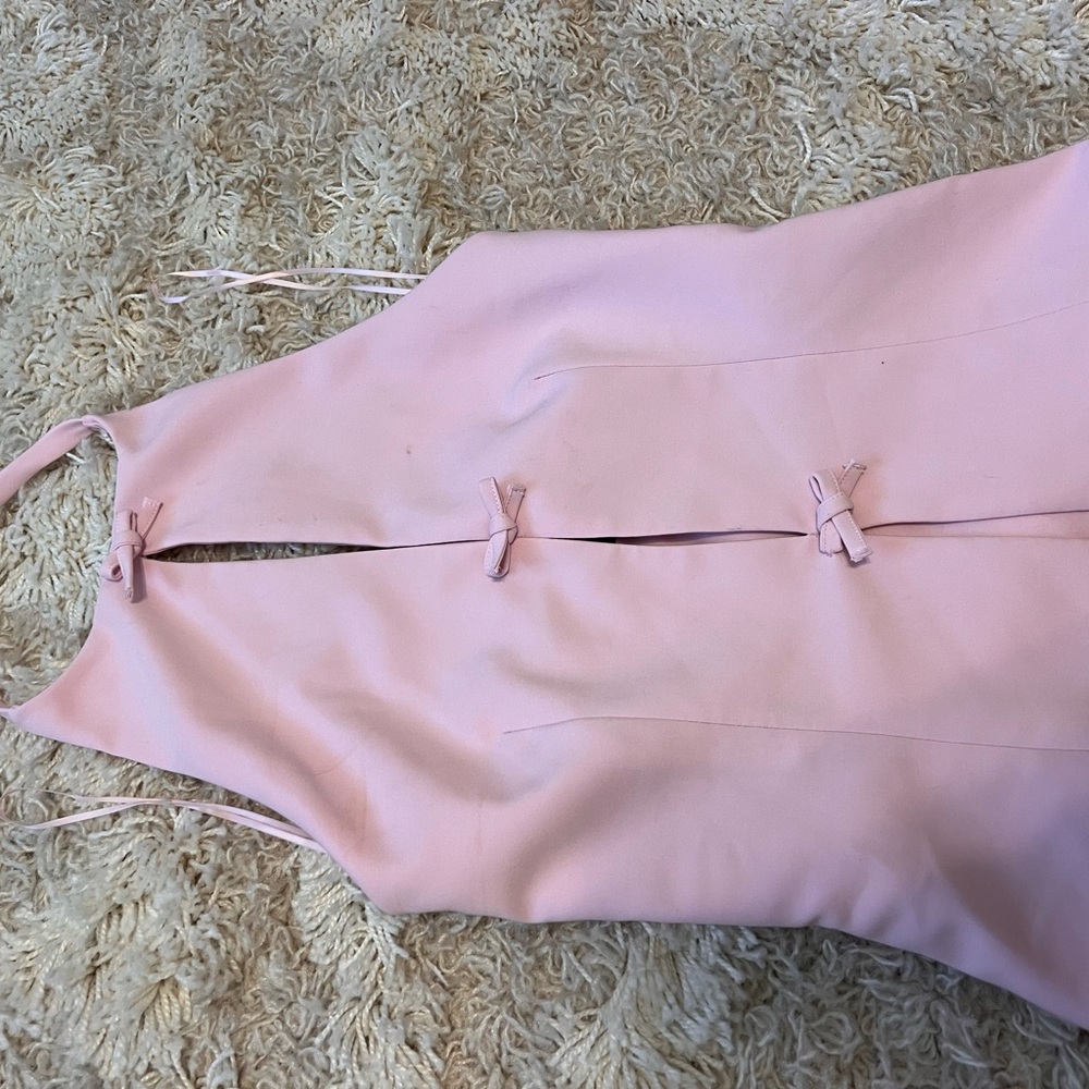 Elegant Pink Sleeveless Dress
